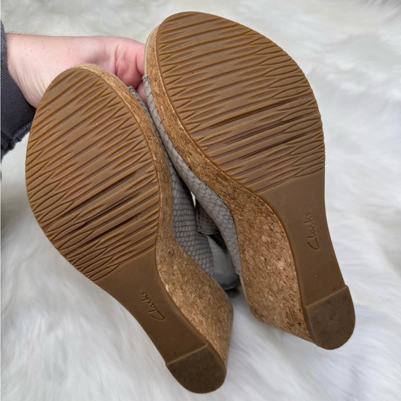 Clarks ANNADEL JOY Sandals croc embossed nubuck cork wrap cushioned 2.95” 8 M - Picture 8 of 11